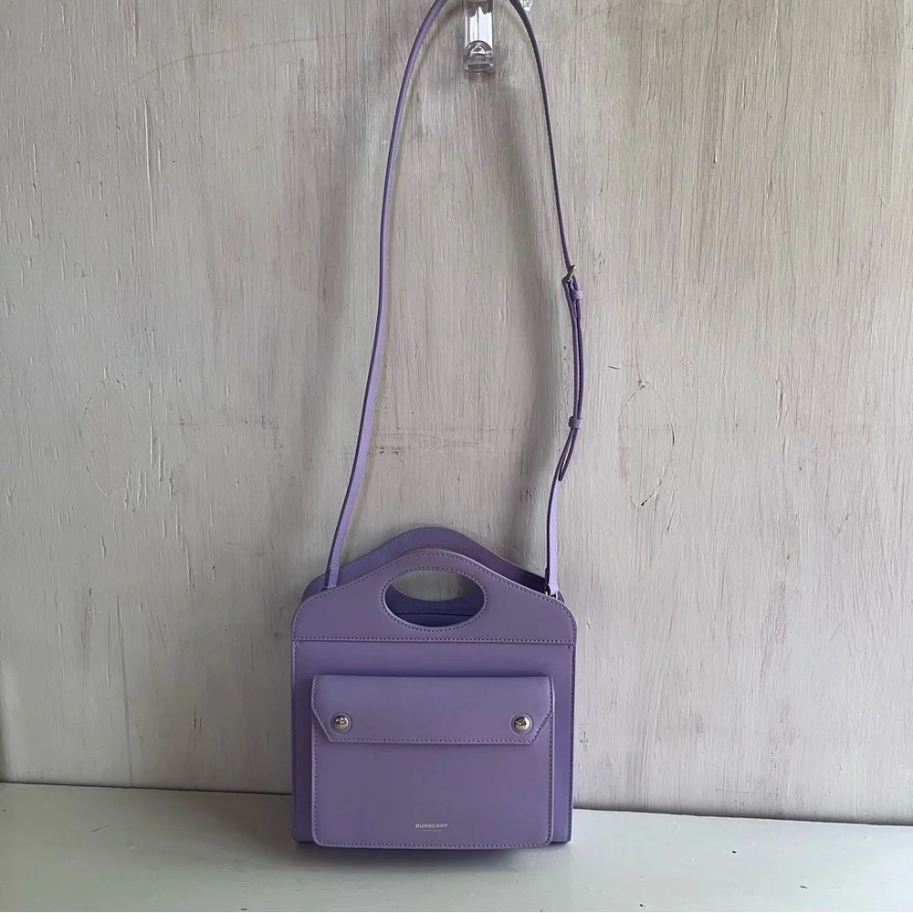🔴SOLD🔴 BURBERRY Mini Leather Pocket Bag- Soft Violet - Picture 6 of 16